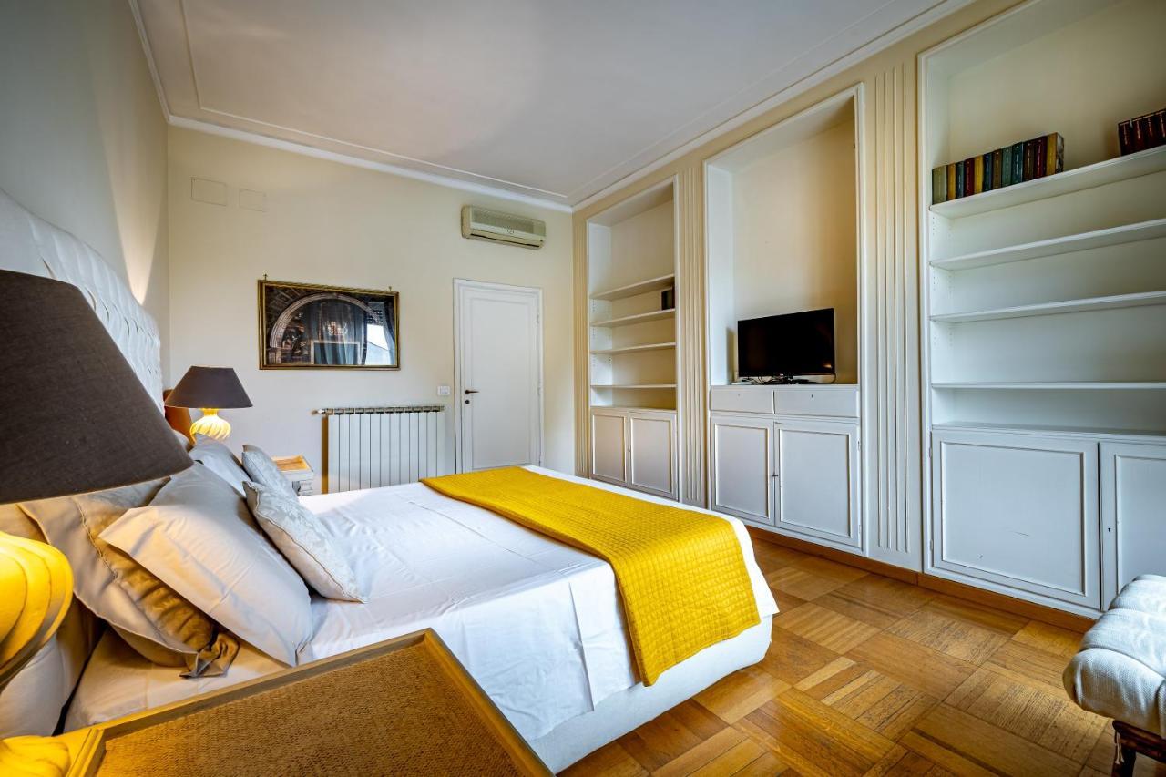 Yid D'Azeglio Luxury Apartment With Parking Firenze Eksteriør bilde