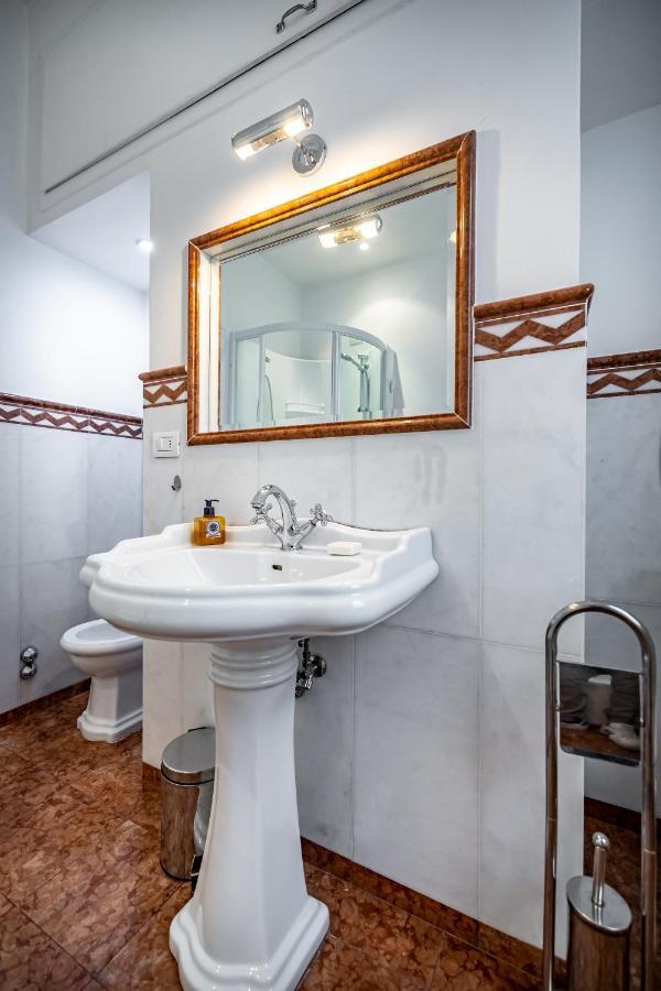 Yid D'Azeglio Luxury Apartment With Parking Firenze Eksteriør bilde
