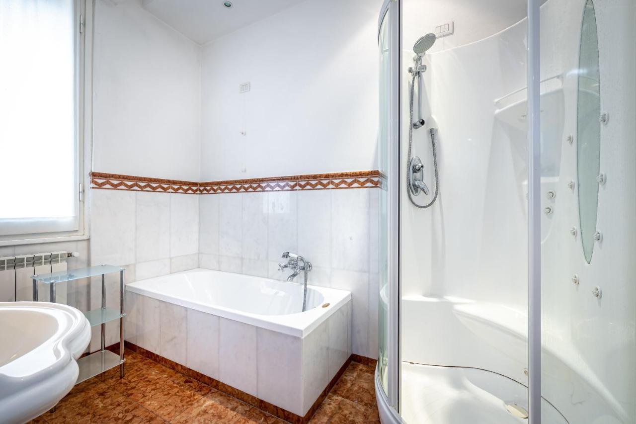 Yid D'Azeglio Luxury Apartment With Parking Firenze Eksteriør bilde