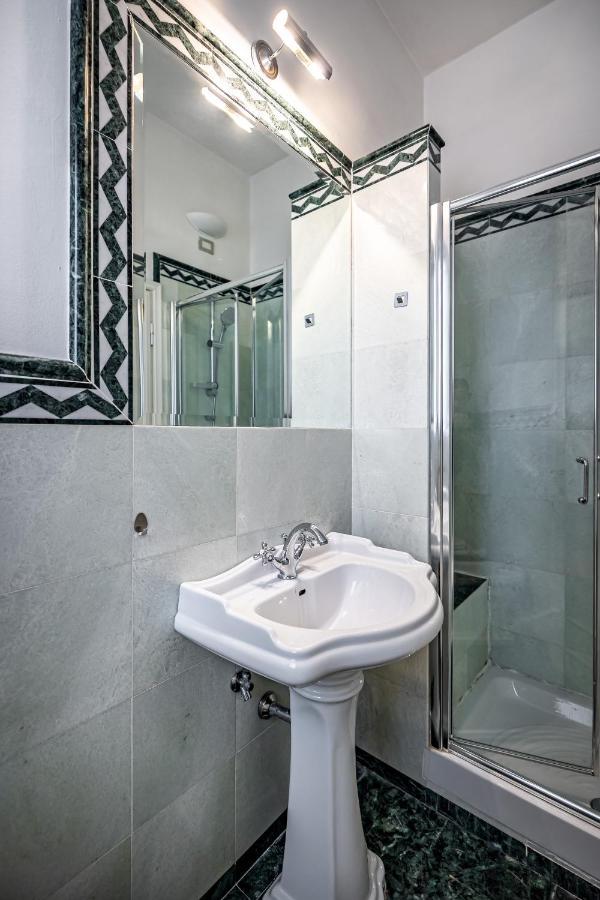 Yid D'Azeglio Luxury Apartment With Parking Firenze Eksteriør bilde